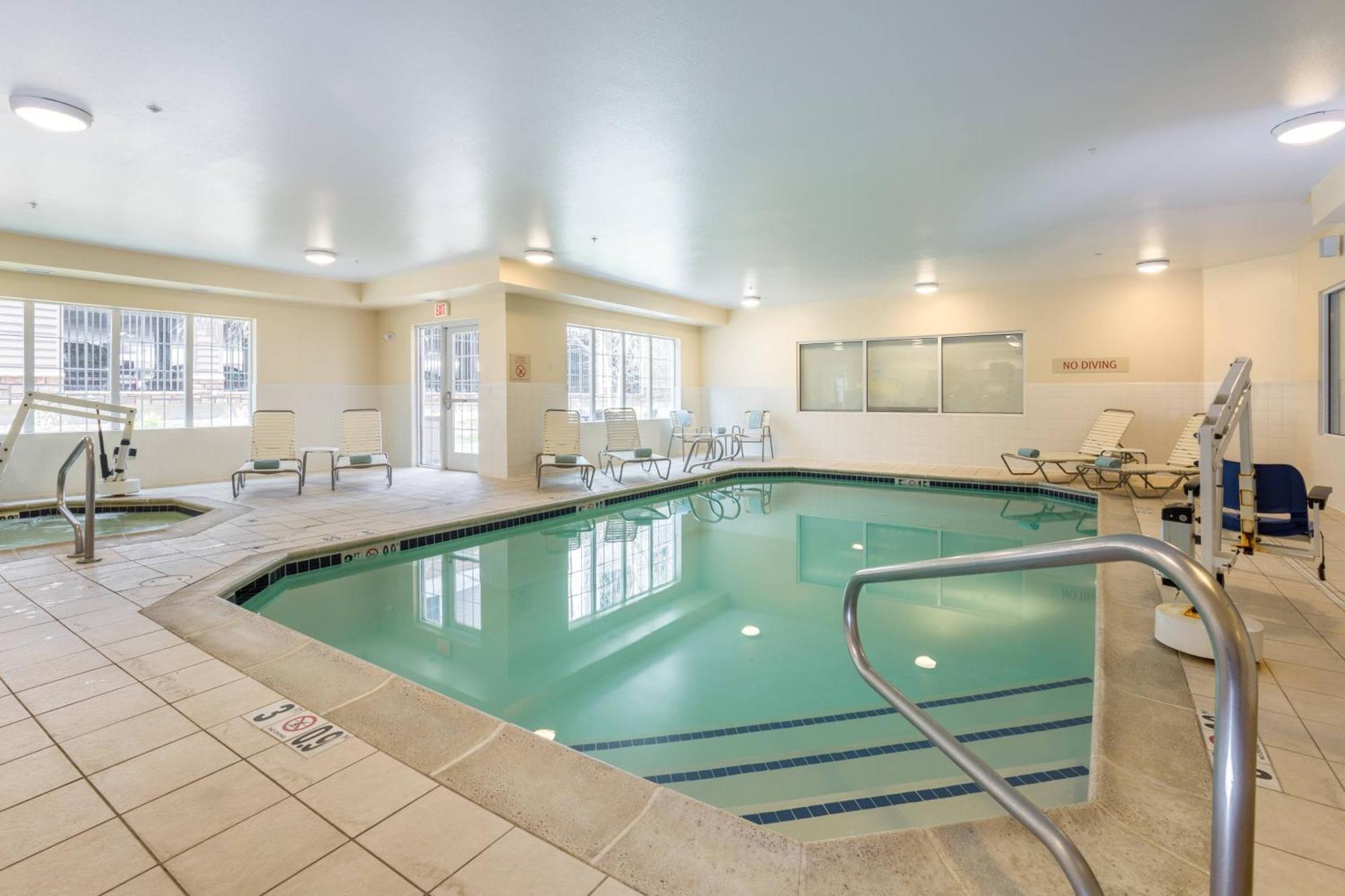 Towneplace By Marriott Downtown/university Hotel
