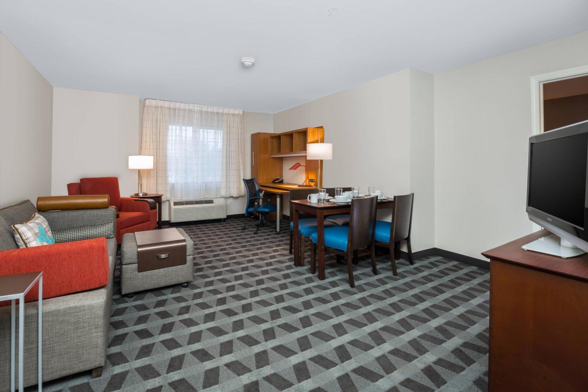 Hotel Towneplace By Marriott Downtown/university
