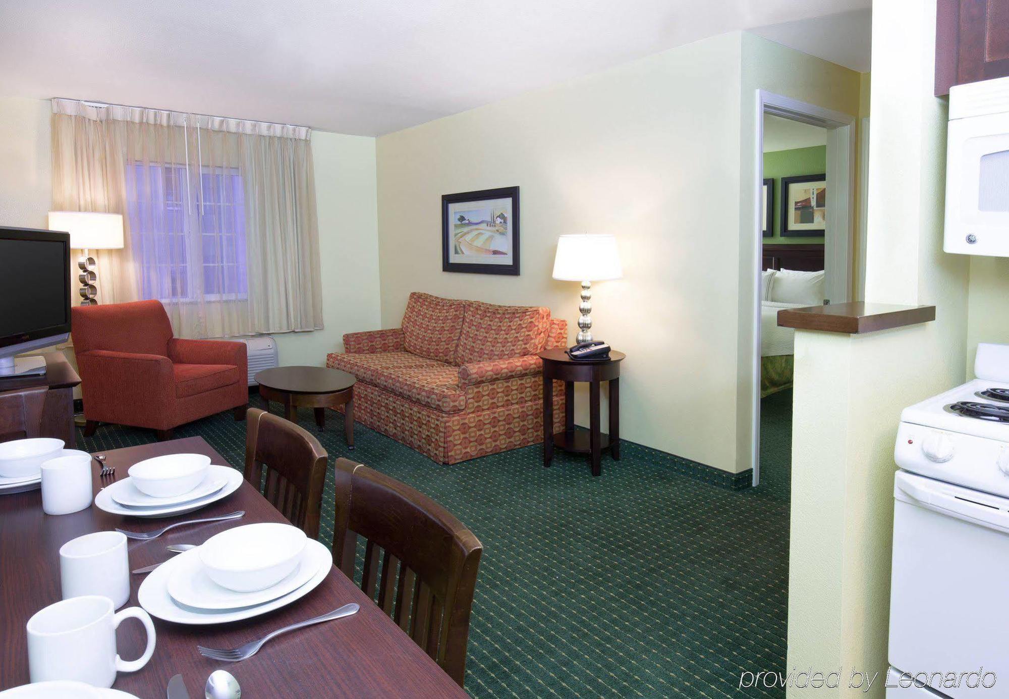 Towneplace By Marriott Downtown/university Hotel